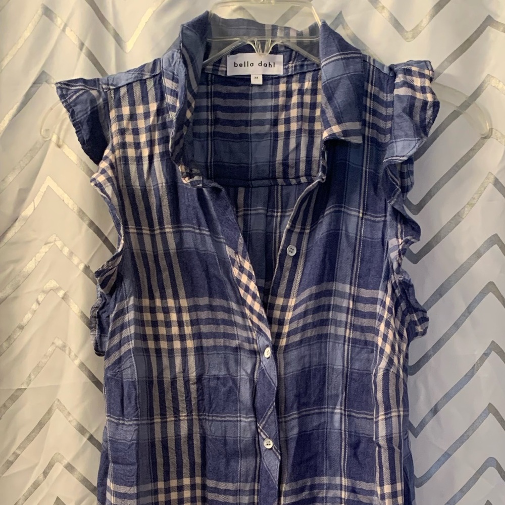 Bella Dahl sleeveless flutter shirt dress